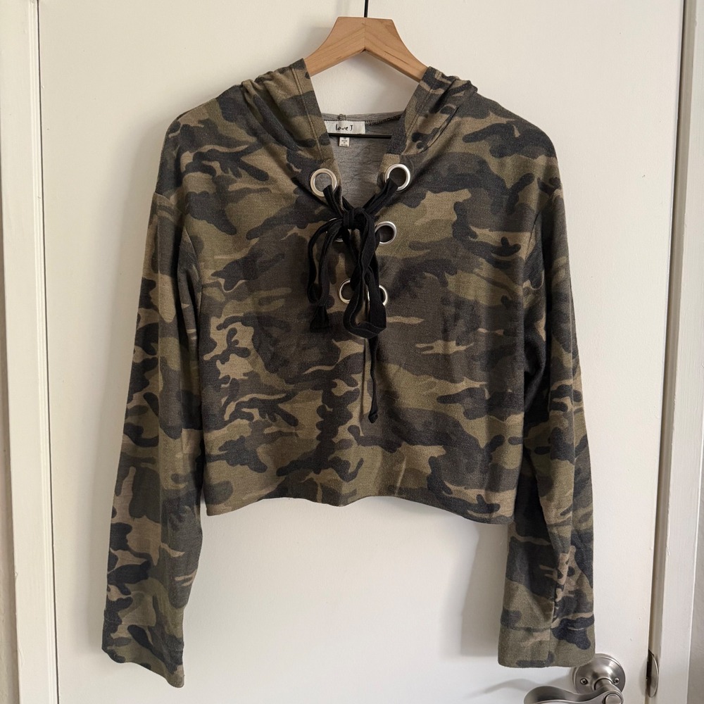 Love J Camo Lace Up Cropped Hoodie Grommet Pullover Skater Streetwear Altstyle